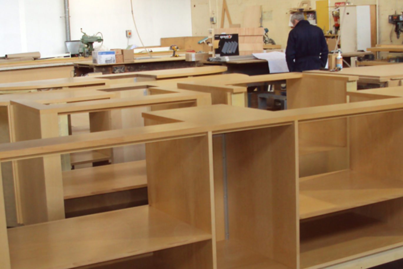 Loch Ness Clansman Hotel - Fit Out and Bespoke Unitary for Busy Tourist Retail Location